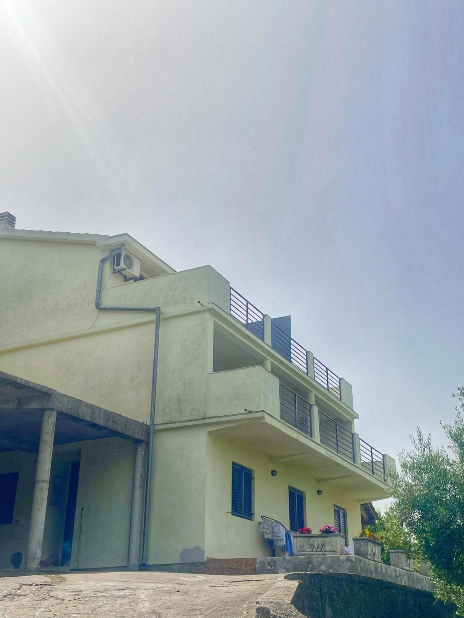 Apartments Krivokapic Prcanj With Bay View Kotor Dış mekan fotoğraf