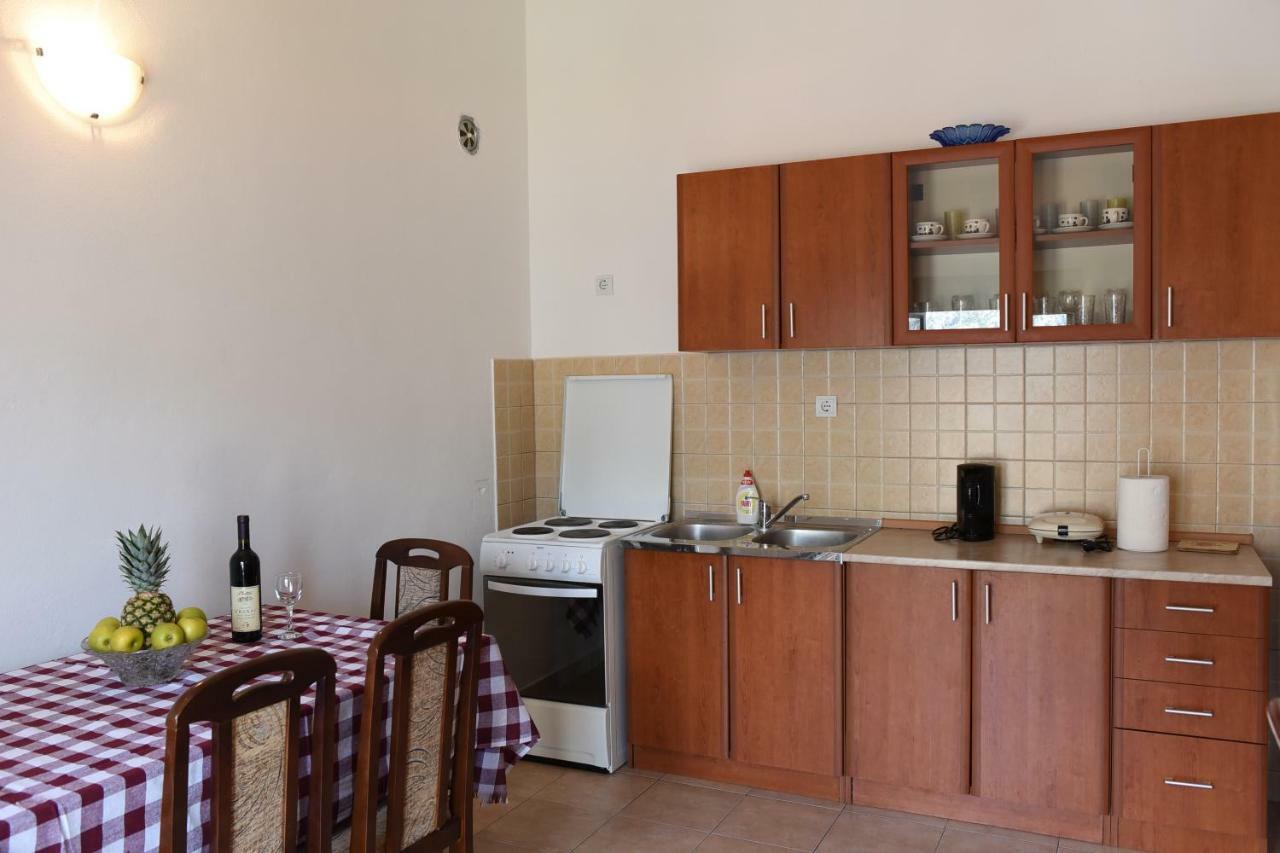 Apartments Krivokapic Prcanj With Bay View Kotor Dış mekan fotoğraf
