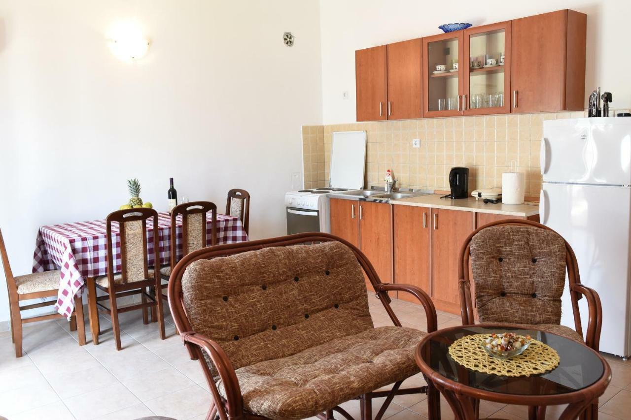 Apartments Krivokapic Prcanj With Bay View Kotor Dış mekan fotoğraf