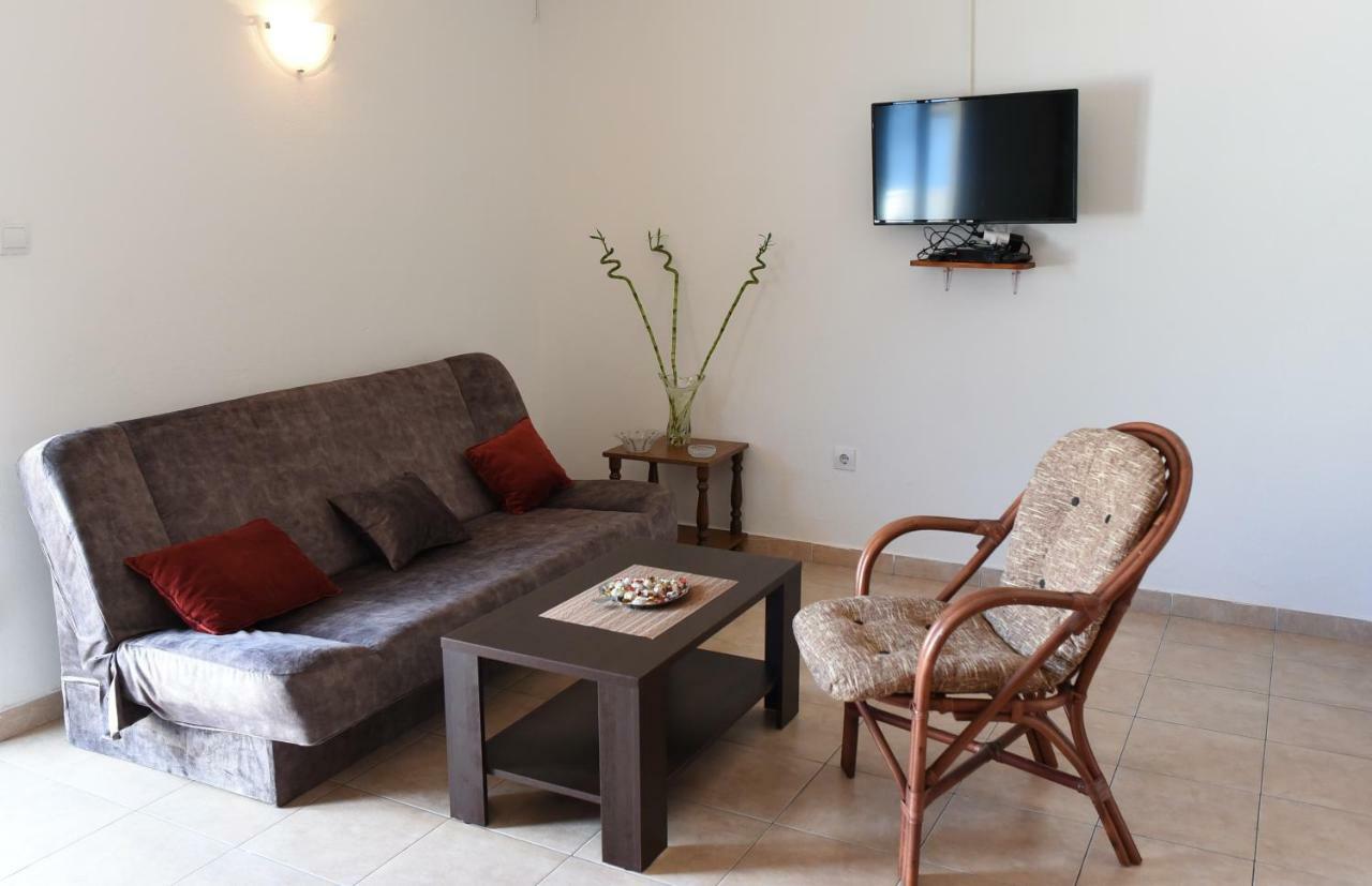 Apartments Krivokapic Prcanj With Bay View Kotor Dış mekan fotoğraf