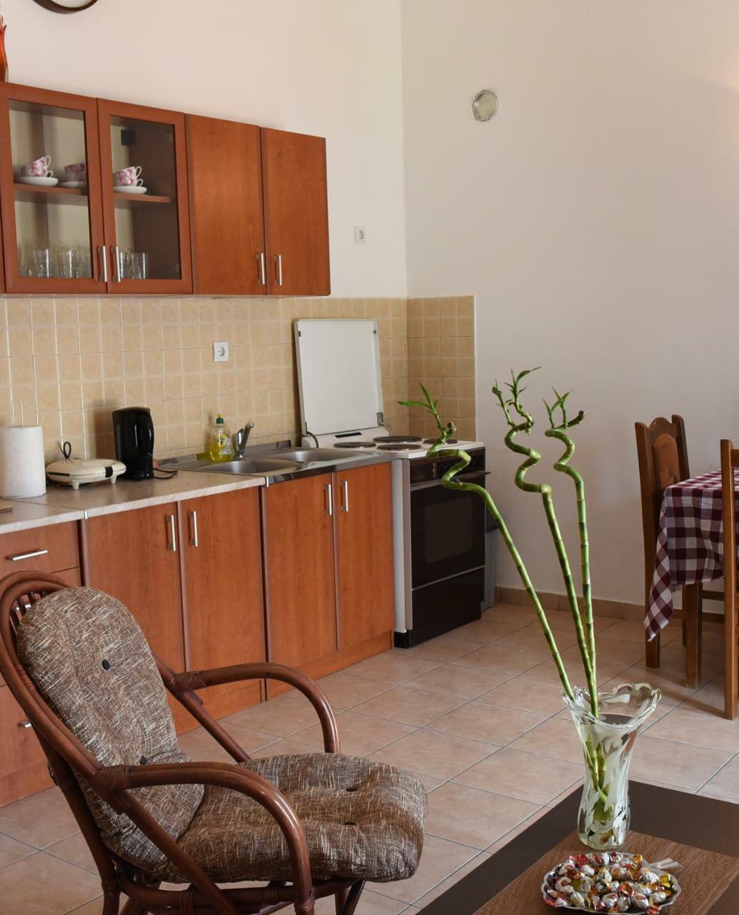 Apartments Krivokapic Prcanj With Bay View Kotor Dış mekan fotoğraf