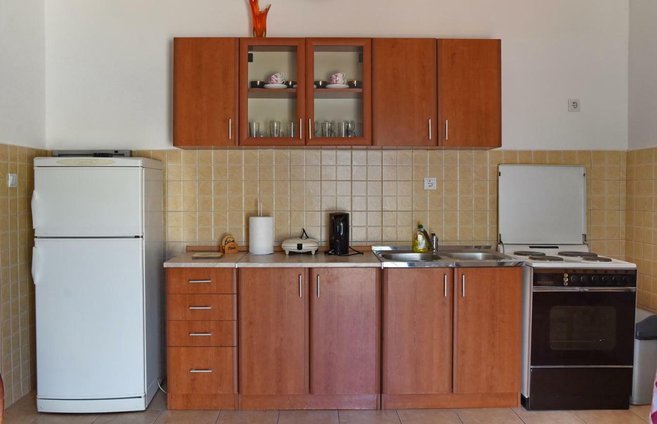 Apartments Krivokapic Prcanj With Bay View Kotor Dış mekan fotoğraf